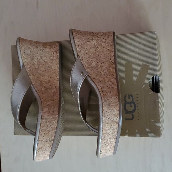 UGG Natassia Gold Wash Leather Cork Wedge Sandal - Picture 6 of 7
